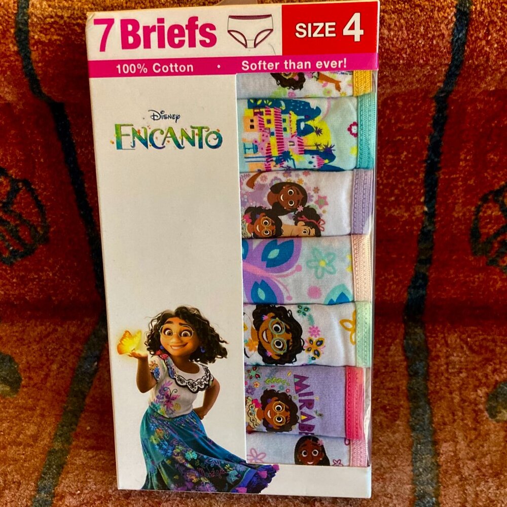 7 Pairs Girl's Encanto Briefs, Size 4